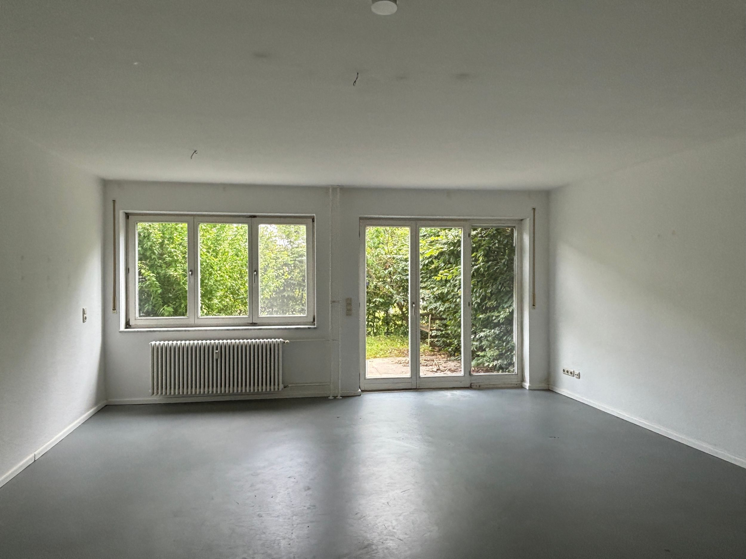 Sanierte Maisonette-Wohnung für Familien mit Mietergarten!