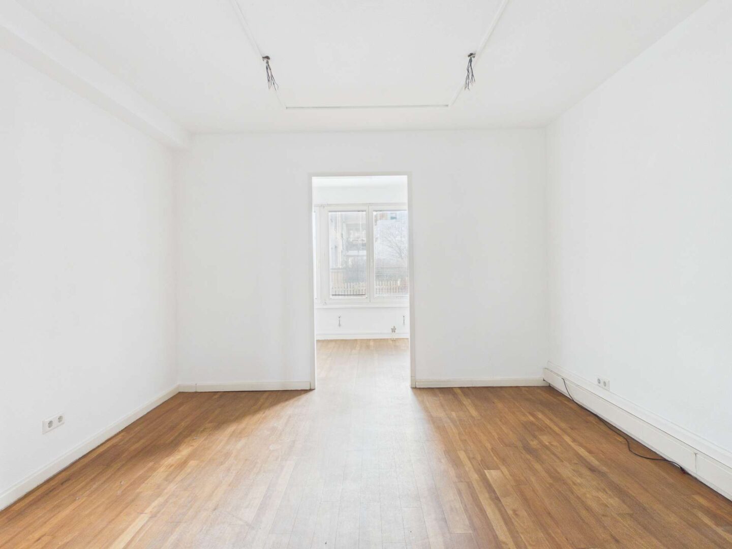 Büro 7