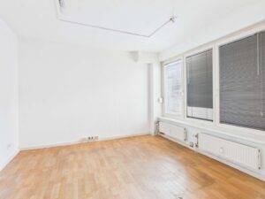 Büro 9