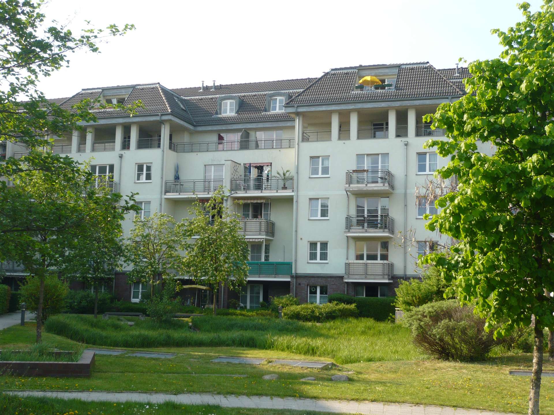 Rosenthaler Weg 22 - 24B (hinten)