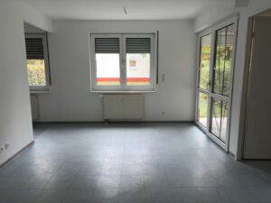 Wohnzimmer mit Terrasse