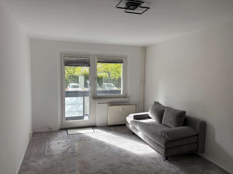 Zimmer mit Balkon (Mieterbild)